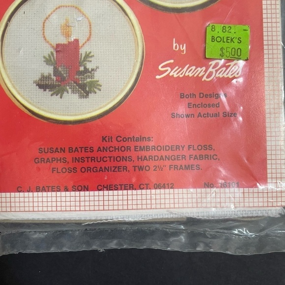 Vintage Christmas ornament cross stitch kit in original packaging. - Picture 2 of 5